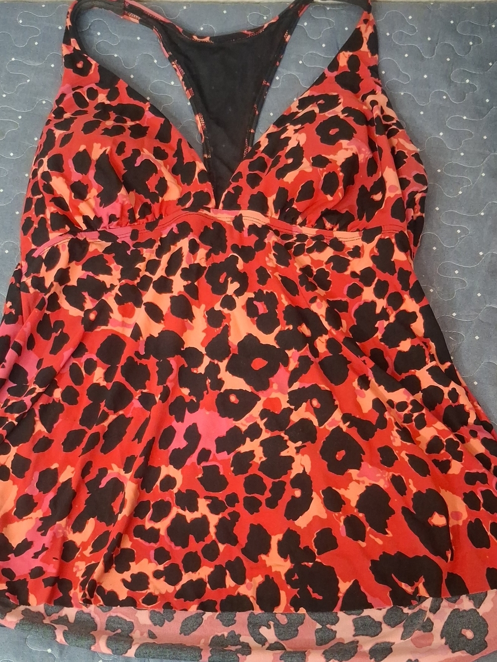 Aqua Green Women’s Red & Black Leopard Print Racerback Tankini size large